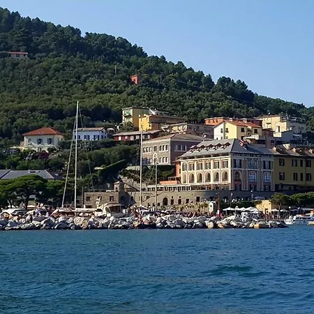Fivestay - Blue Shade - Stylish Seaview And Parking