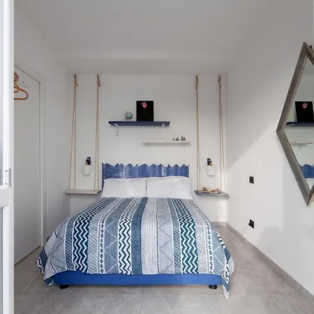 Fivestay - Blue Shade - Stylish Seaview And Parking Apartment